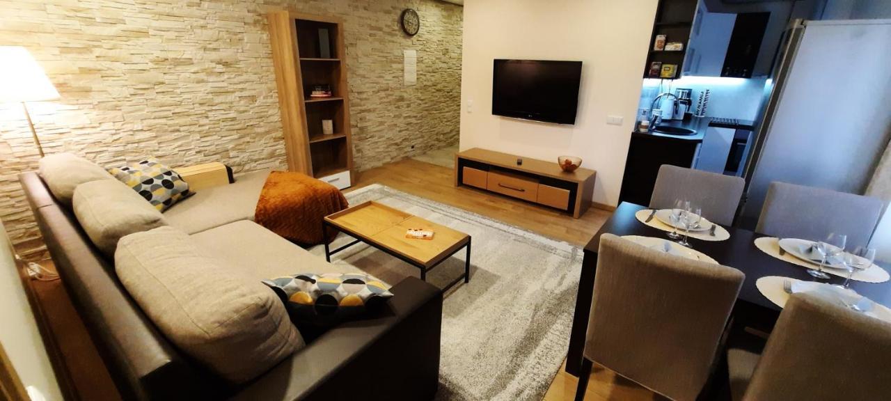 Centrum Bridge Apartment 페르누 외부 사진